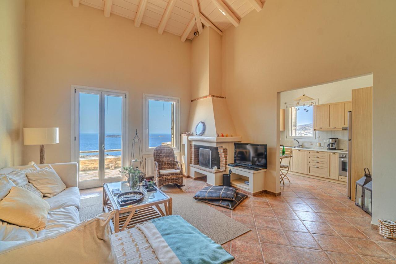 Irida Villa - Sea & Sunset Flats By Explore Andros Batsíon Exterior foto