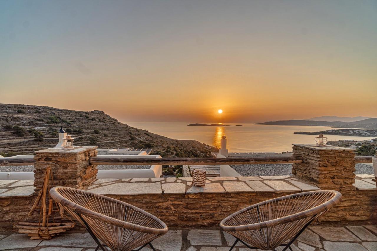 Irida Villa - Sea & Sunset Flats By Explore Andros Batsíon Exterior foto