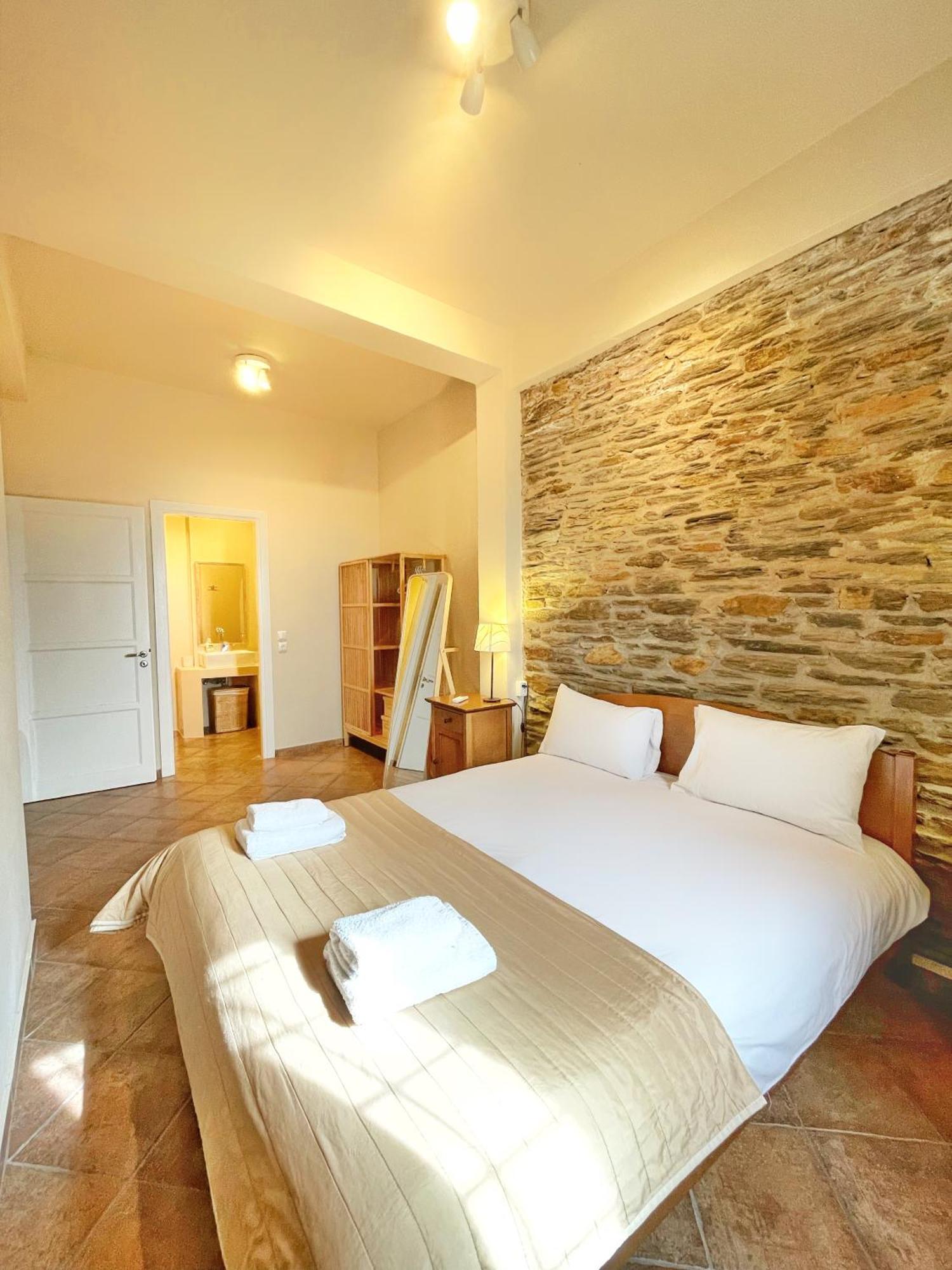 Irida Villa - Sea & Sunset Flats By Explore Andros Batsíon Exterior foto